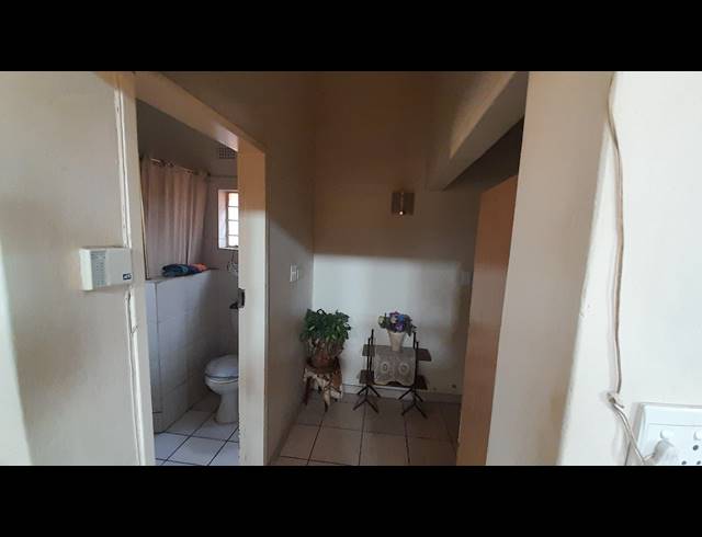 5 BEDROOM HOUSE FOR SALE IN KLIPPOORTJE